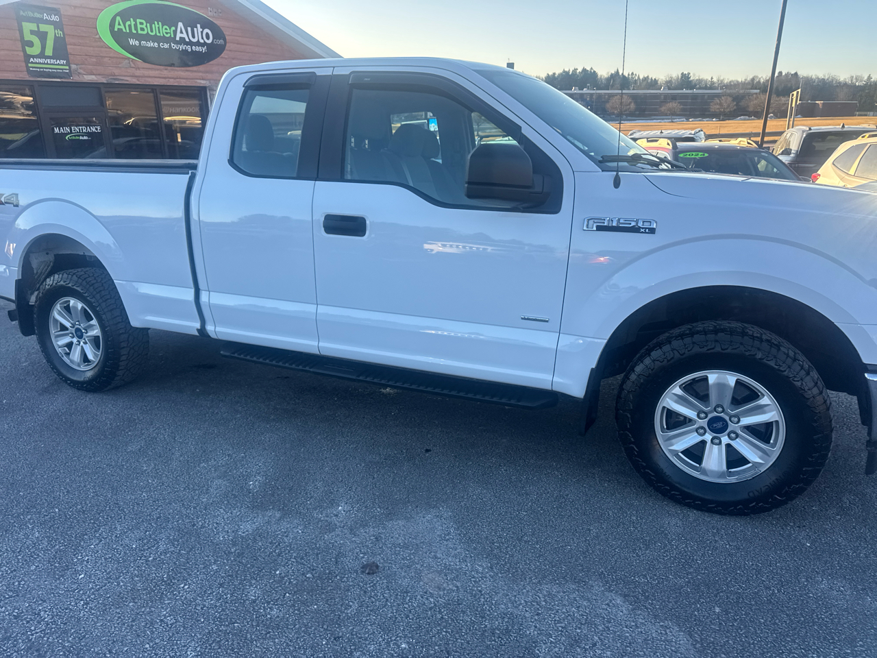 Ford F-150 XL 4WD SuperCab 6.5' Box 2017