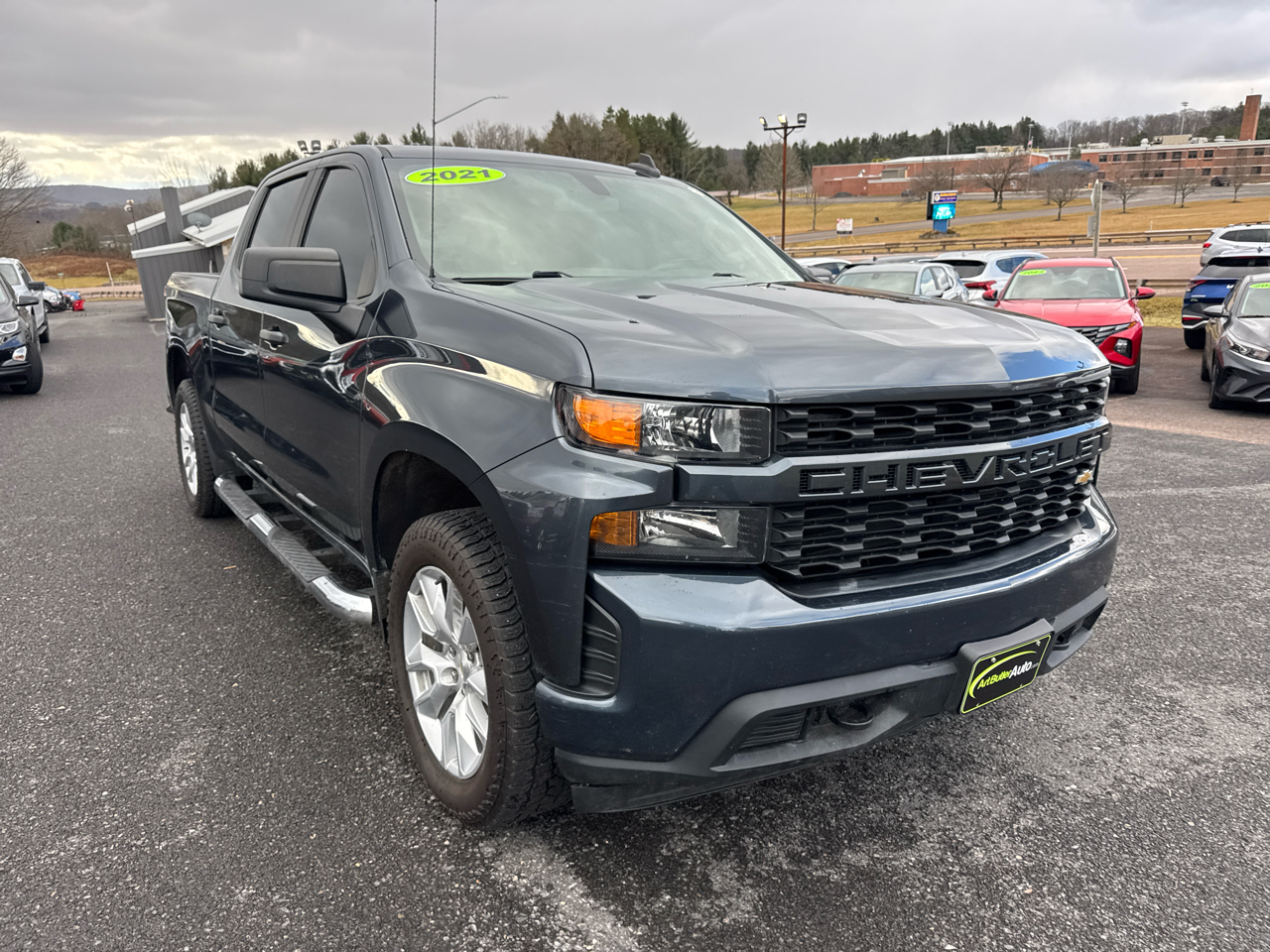 2021 Chevrolet Silverado 1500 4WD Crew Cab 147" Custom