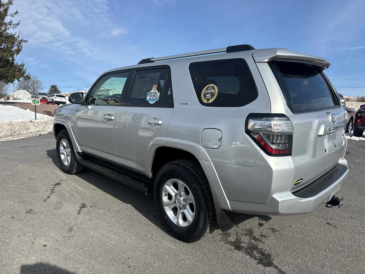 Toyota 4Runner SR5 4WD 2024