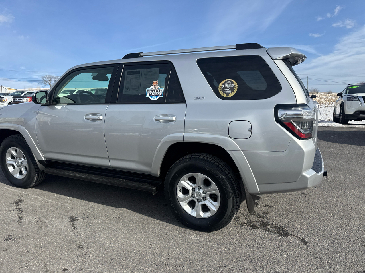 Toyota 4Runner SR5 4WD 2024
