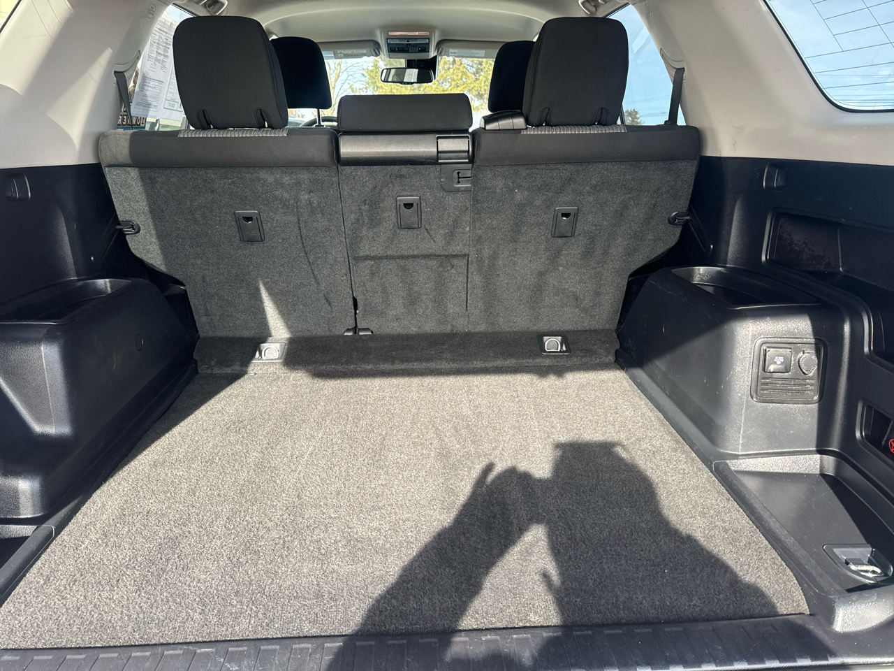 Toyota 4Runner SR5 4WD 2024