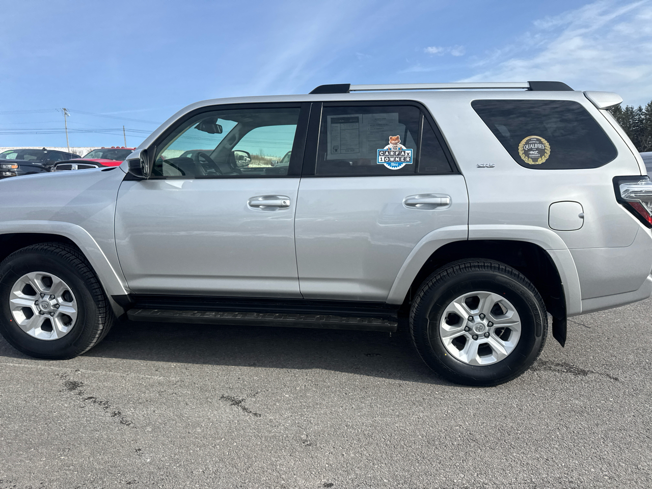 Toyota 4Runner SR5 4WD 2024