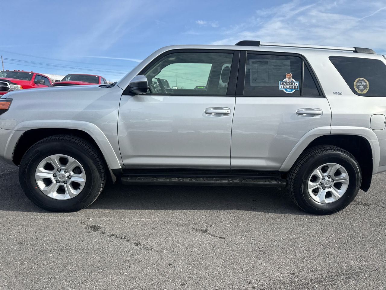 Toyota 4Runner SR5 4WD 2024