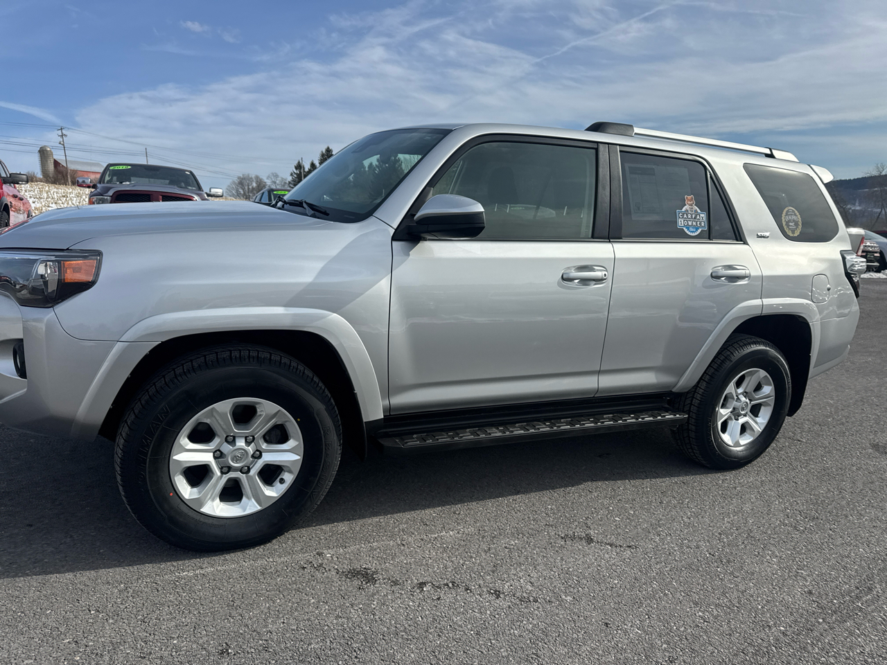 Toyota 4Runner SR5 4WD 2024