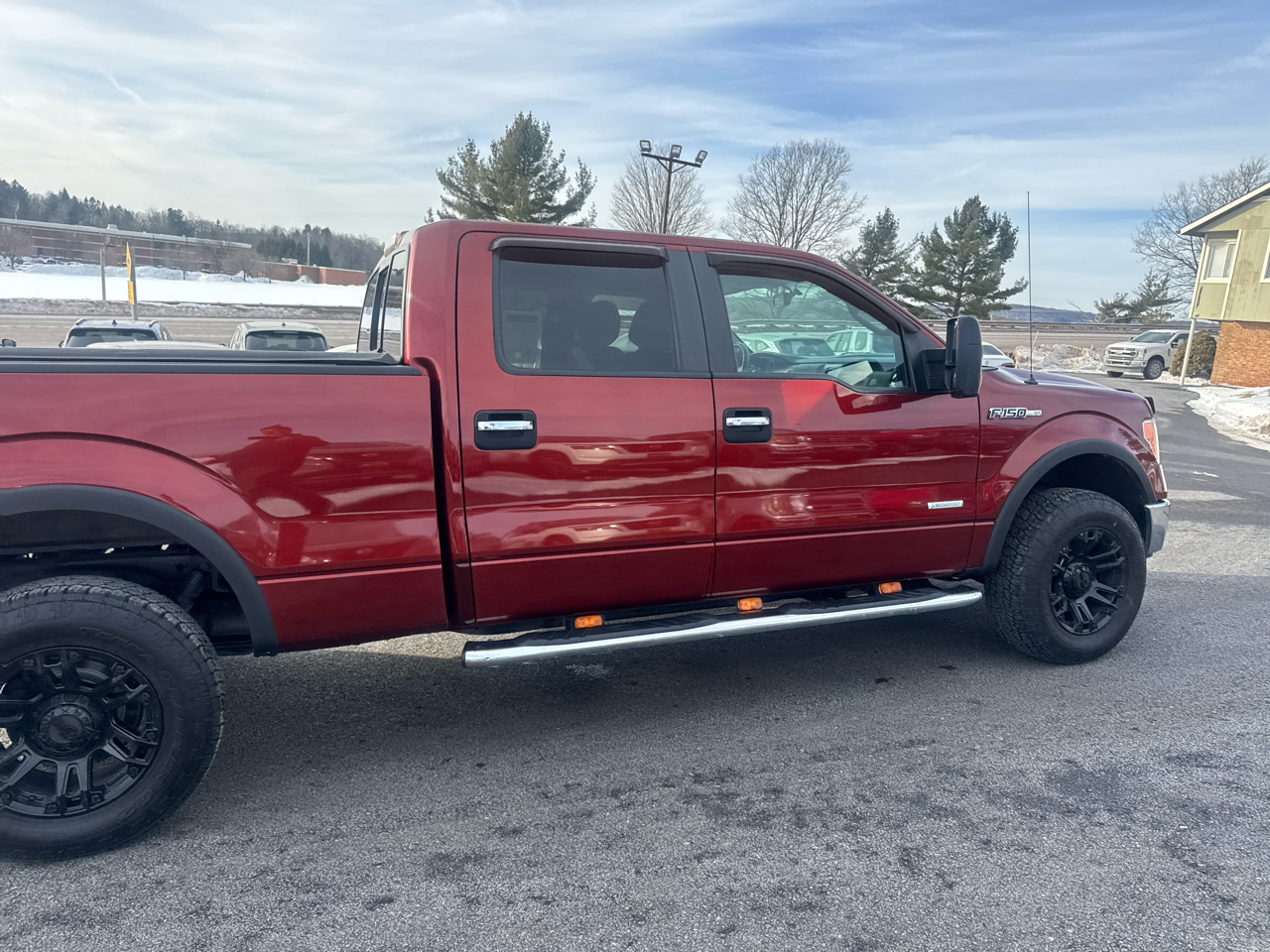 Ford F-150 4WD SuperCrew 145" XLT 2014