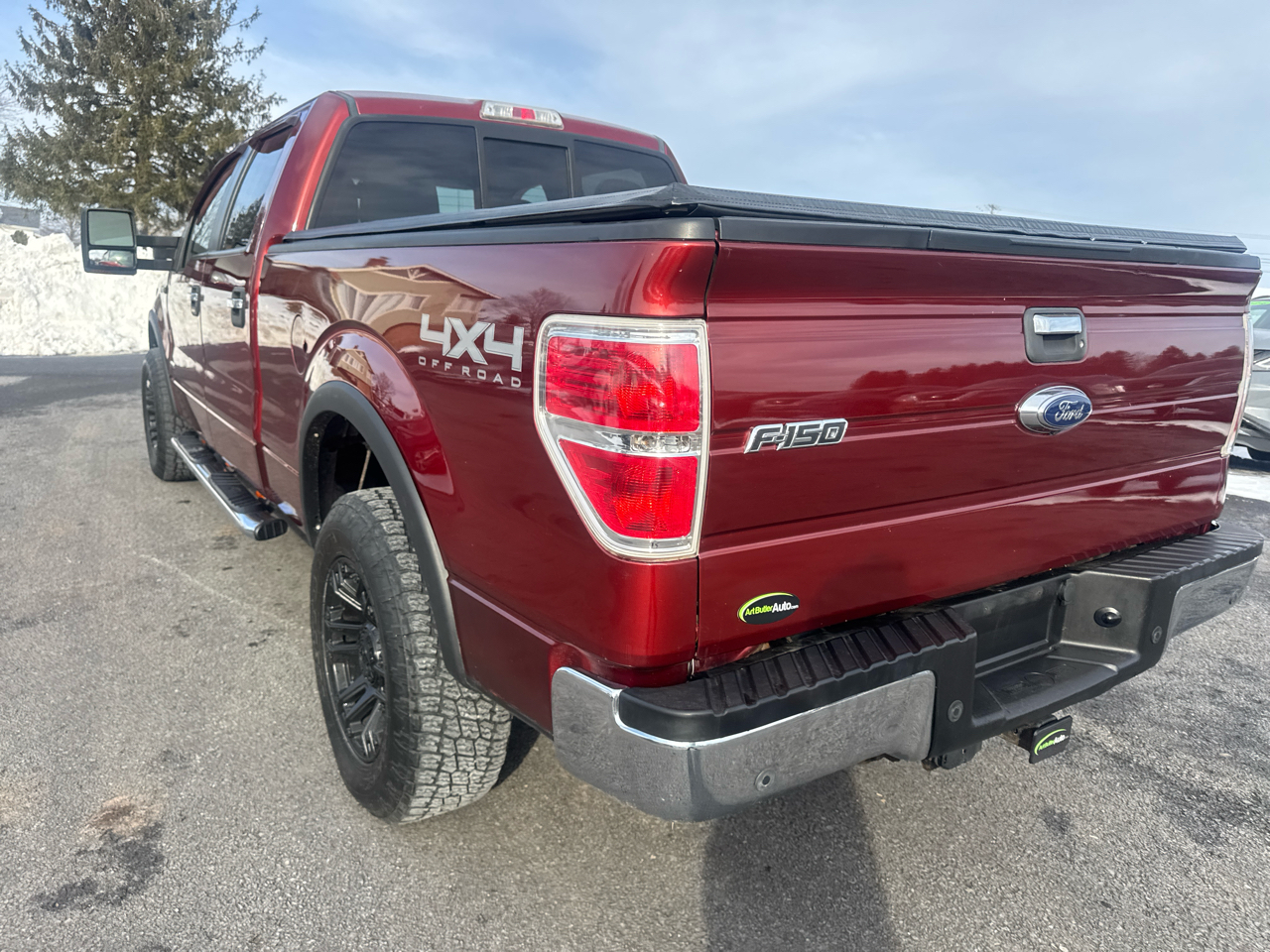 Ford F-150 4WD SuperCrew 145" XLT 2014