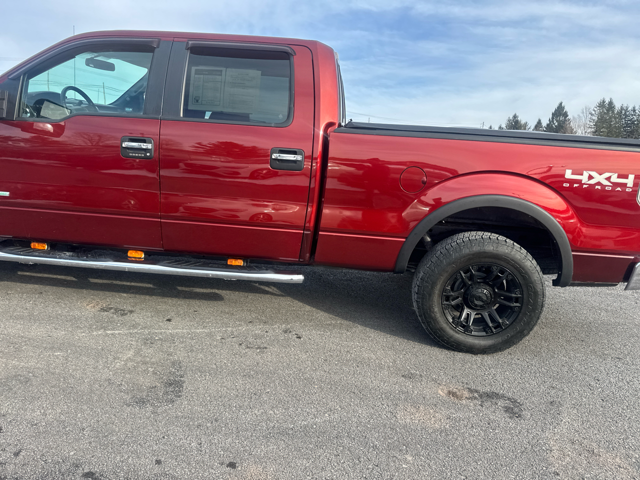 Ford F-150 4WD SuperCrew 145" XLT 2014
