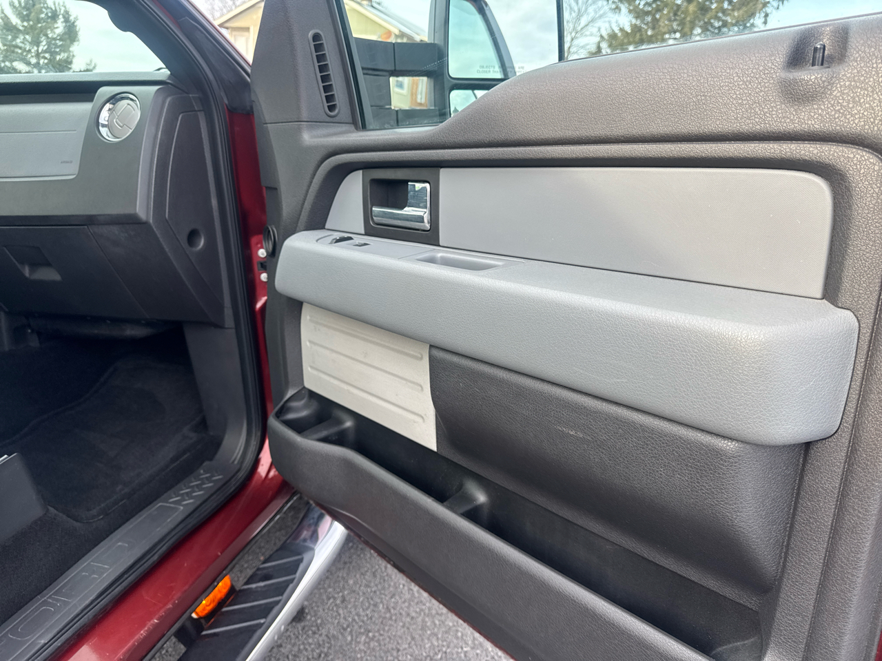 Ford F-150 4WD SuperCrew 145" XLT 2014