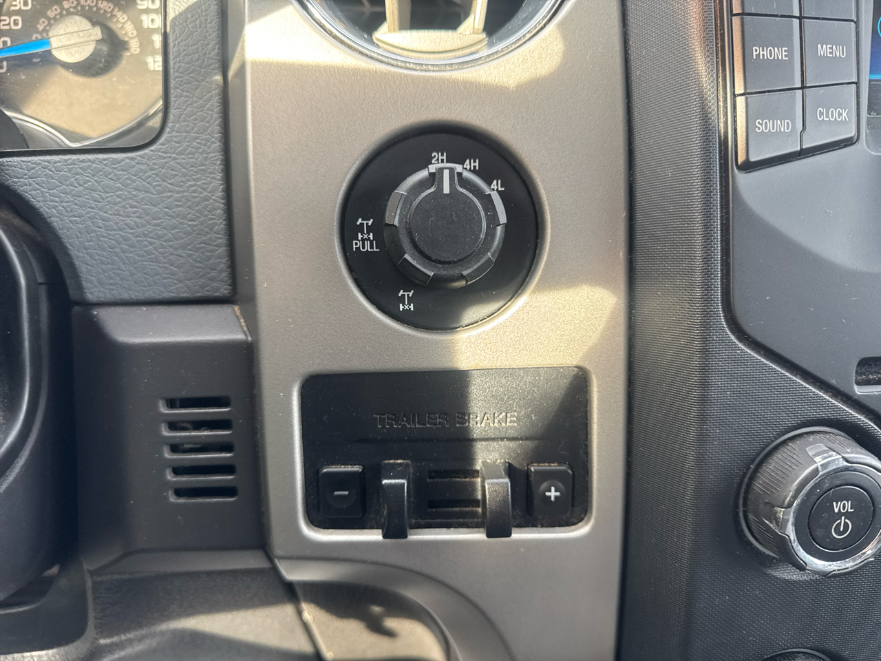 Ford F-150 4WD SuperCrew 145" XLT 2014