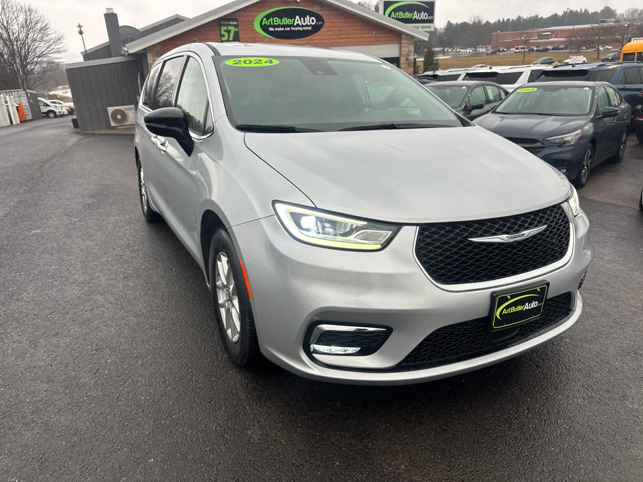 2024 Chrysler Pacifica Touring L FWD