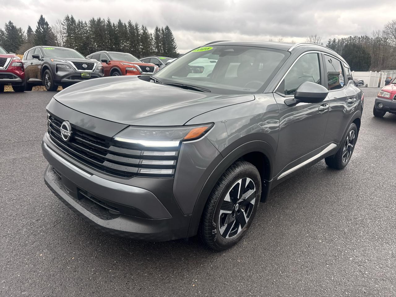 Nissan Kicks SV AWD 2025