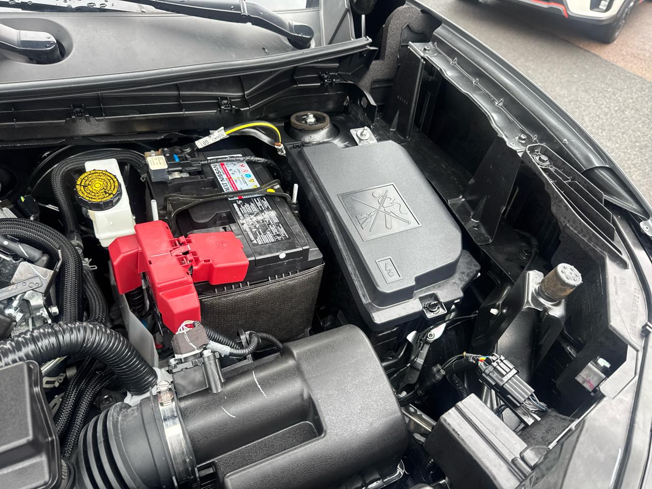 Nissan Kicks SV AWD 2025