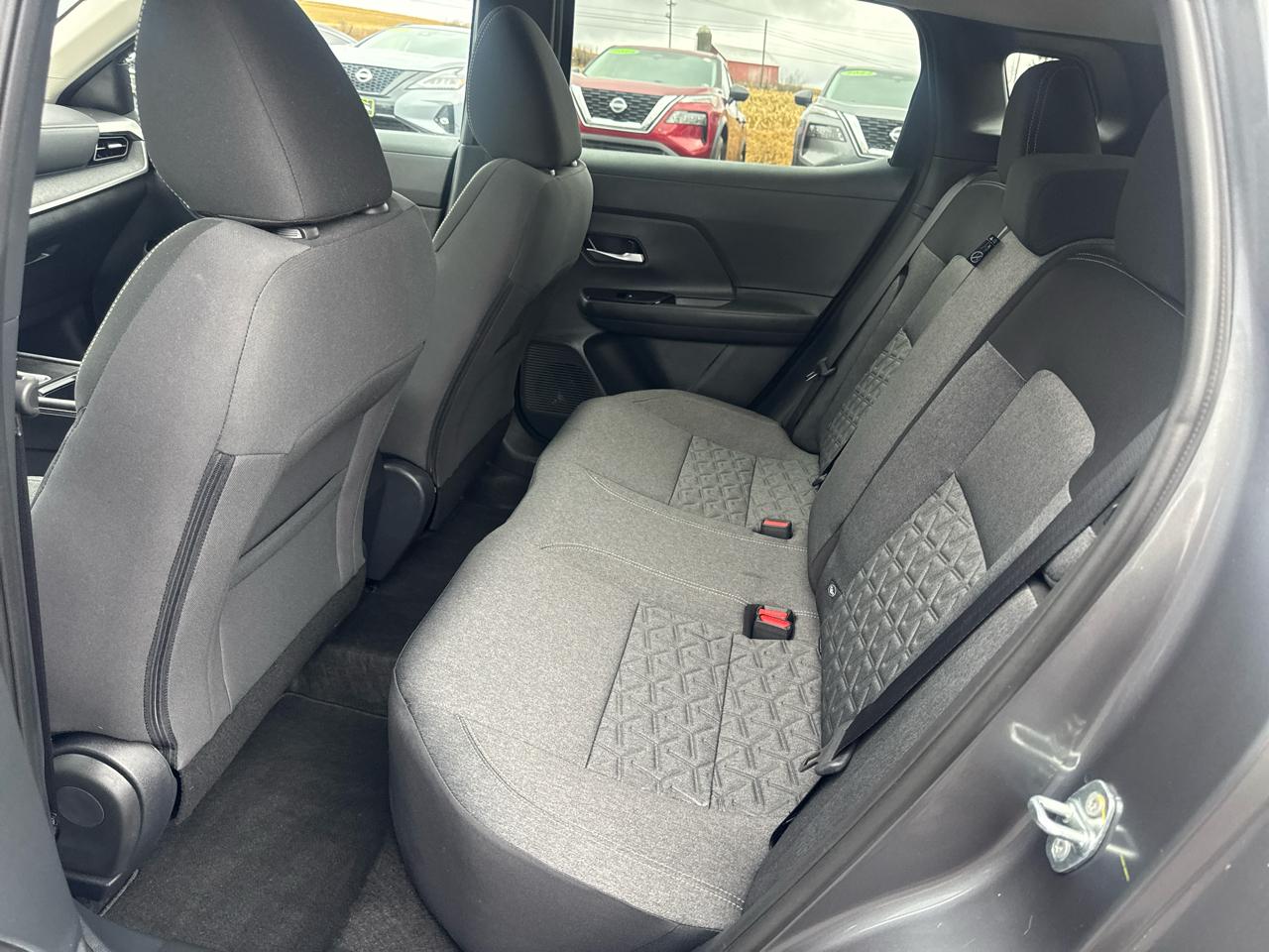 Nissan Kicks SV AWD 2025