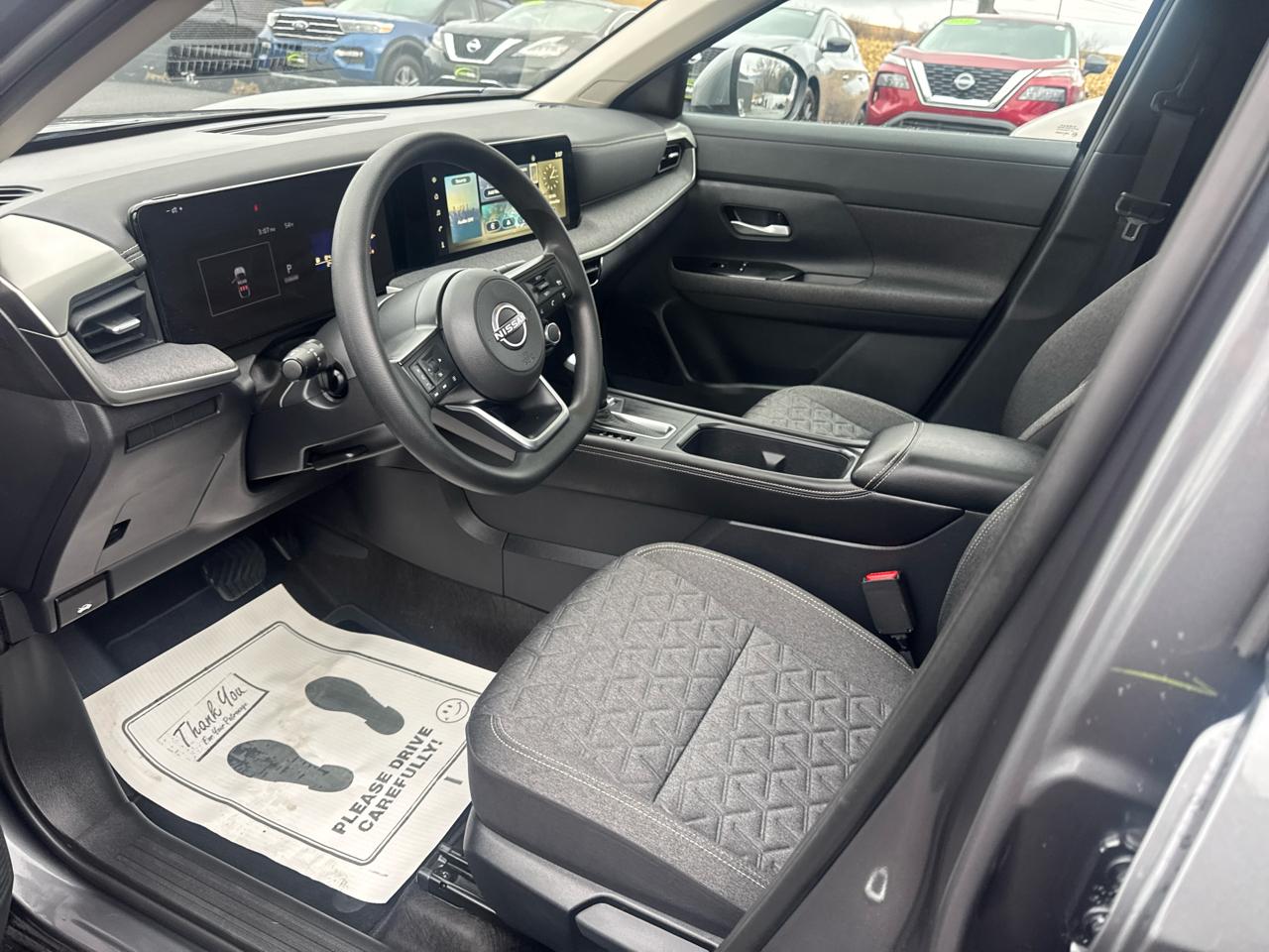 Nissan Kicks SV AWD 2025