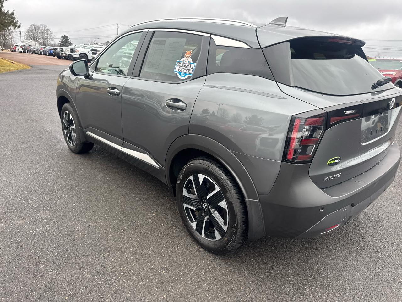 Nissan Kicks SV AWD 2025