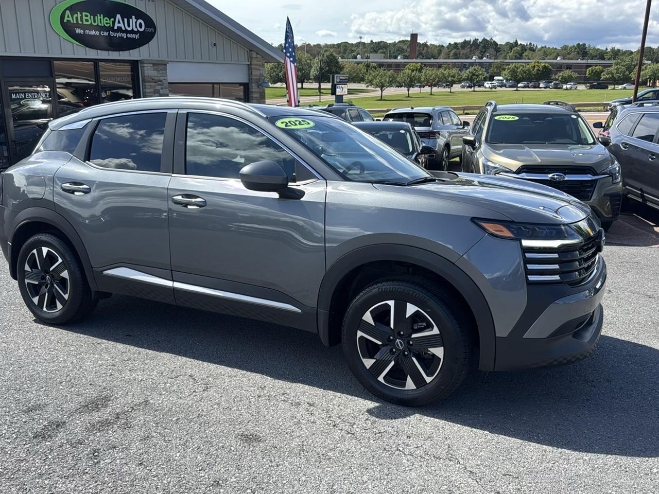 Nissan Kicks SV AWD 2025