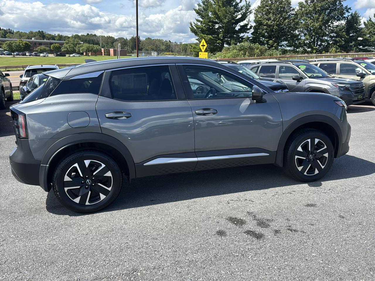 Nissan Kicks SV AWD 2025