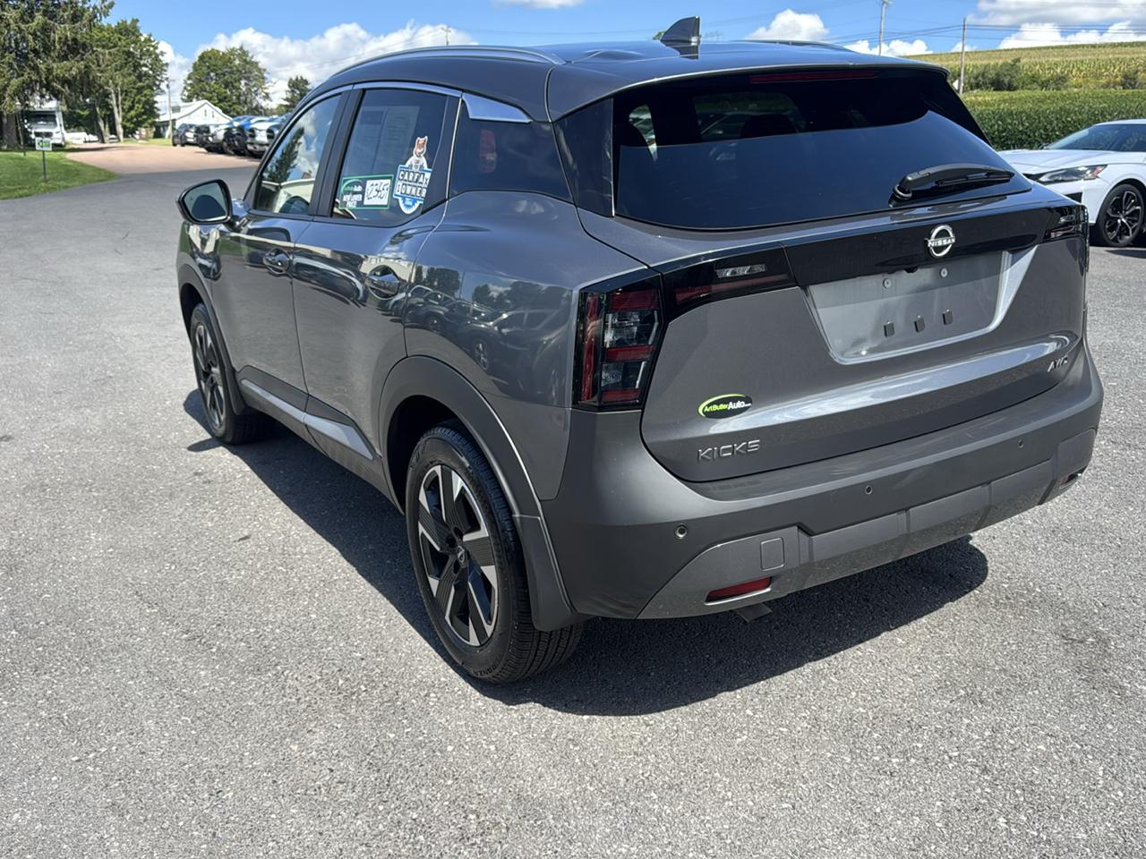 Nissan Kicks SV AWD 2025