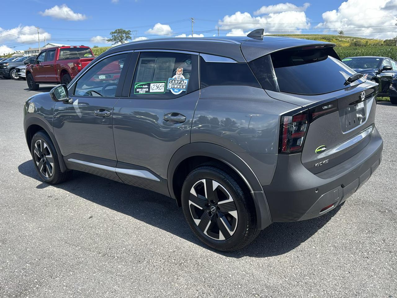 Nissan Kicks SV AWD 2025