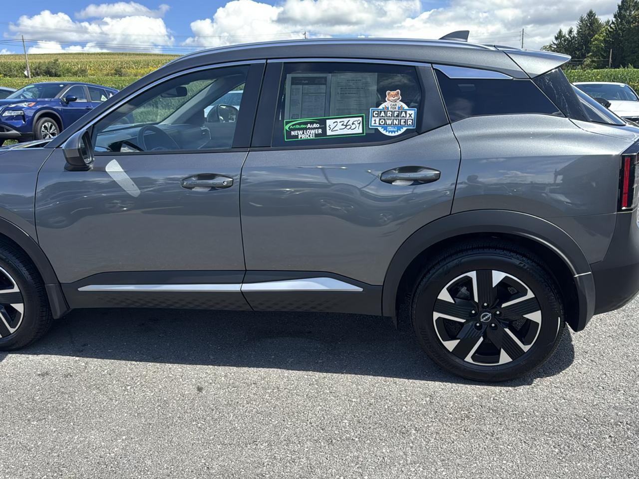 Nissan Kicks SV AWD 2025