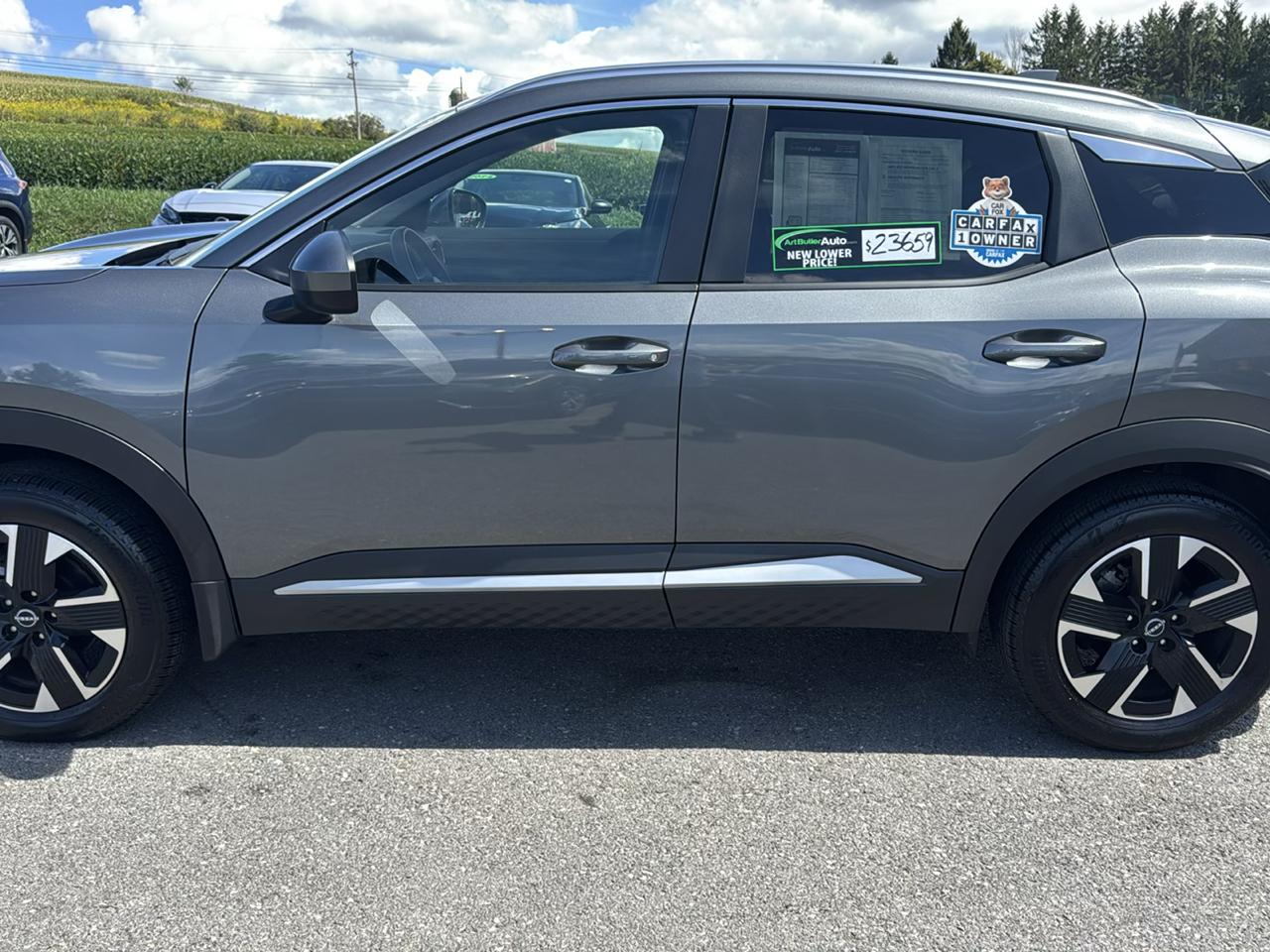 Nissan Kicks SV AWD 2025