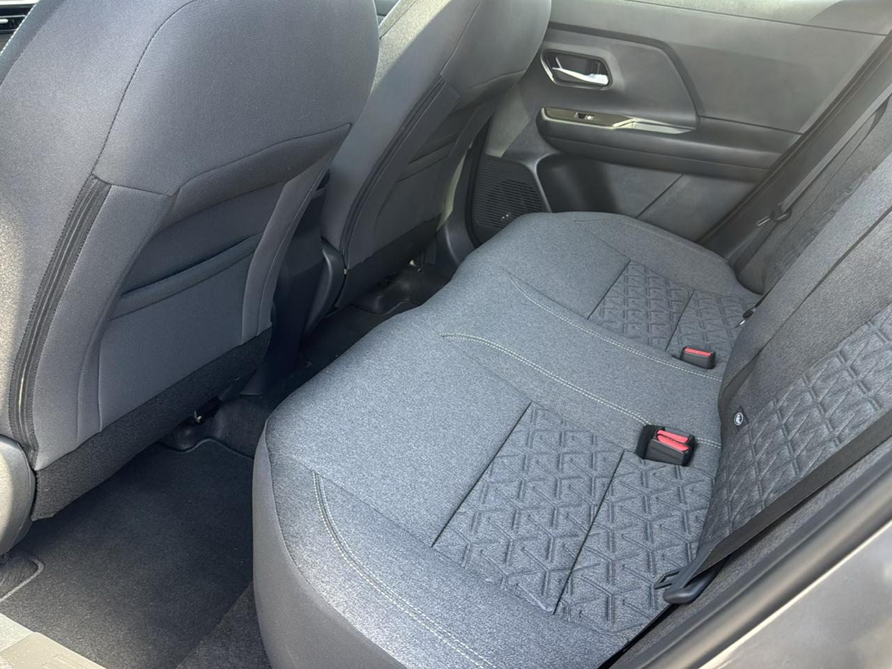 Nissan Kicks SV AWD 2025