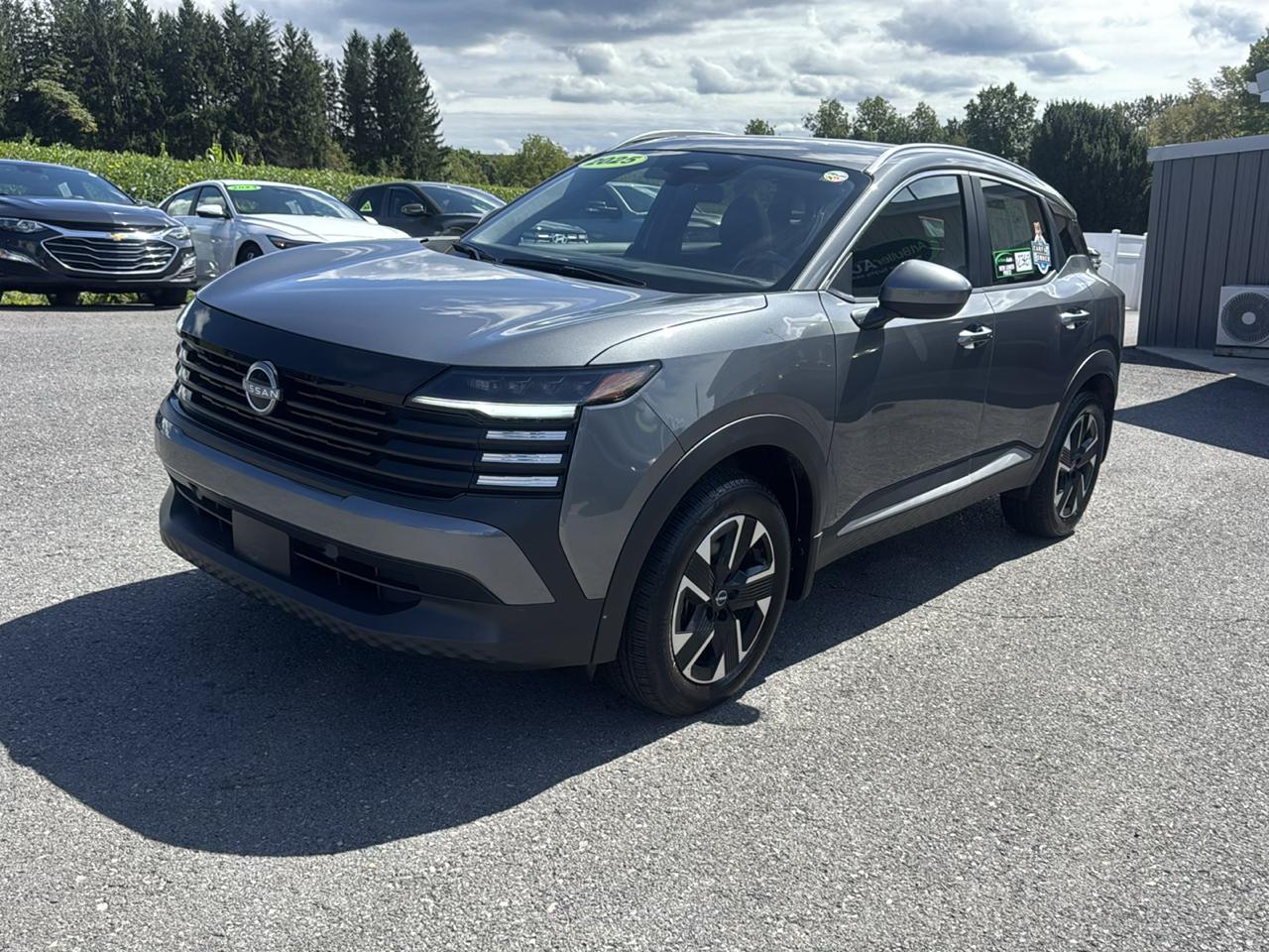 Nissan Kicks SV AWD 2025