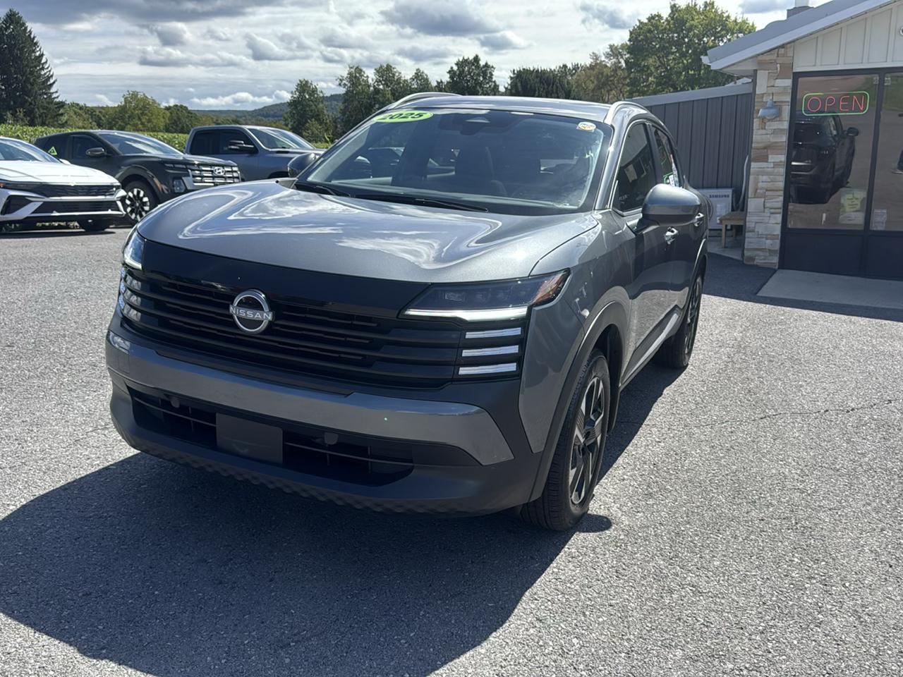 Nissan Kicks SV AWD 2025