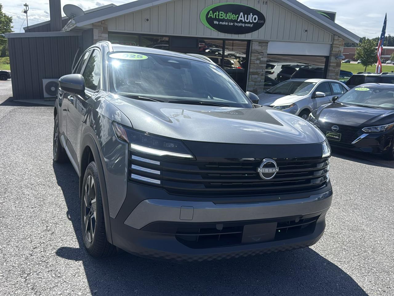 Nissan Kicks SV AWD 2025