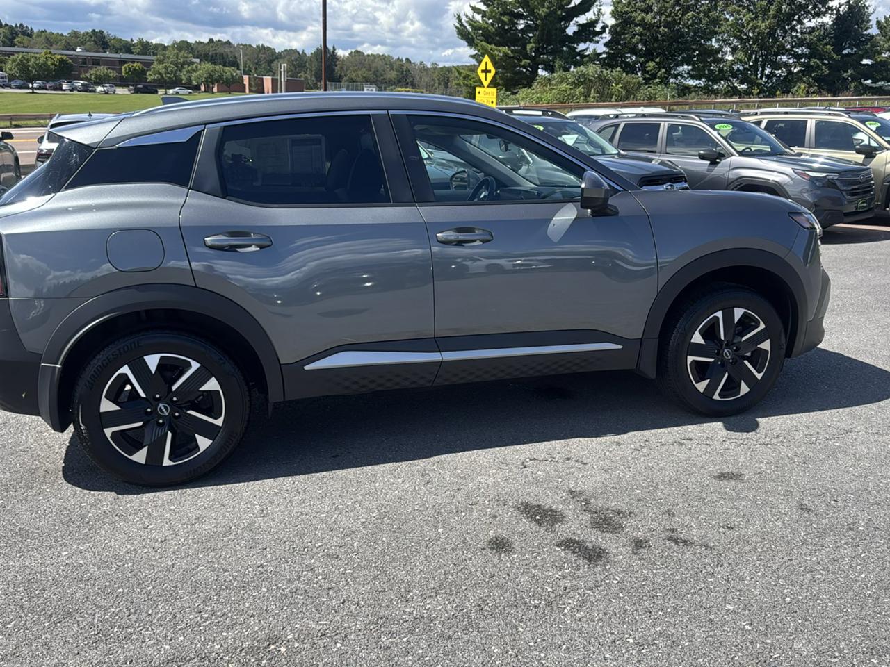 Nissan Kicks SV AWD 2025
