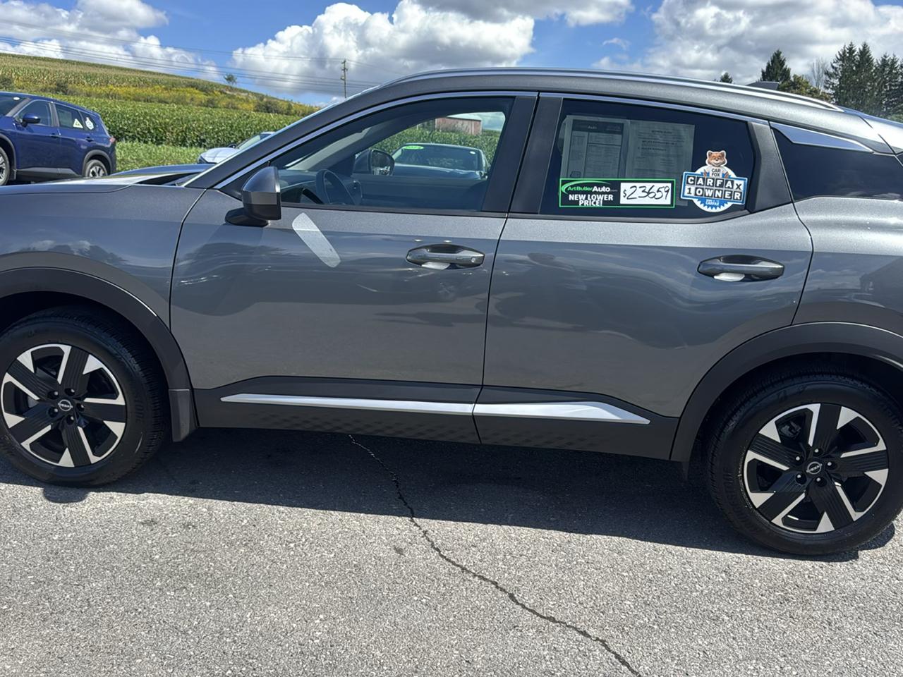 Nissan Kicks SV AWD 2025