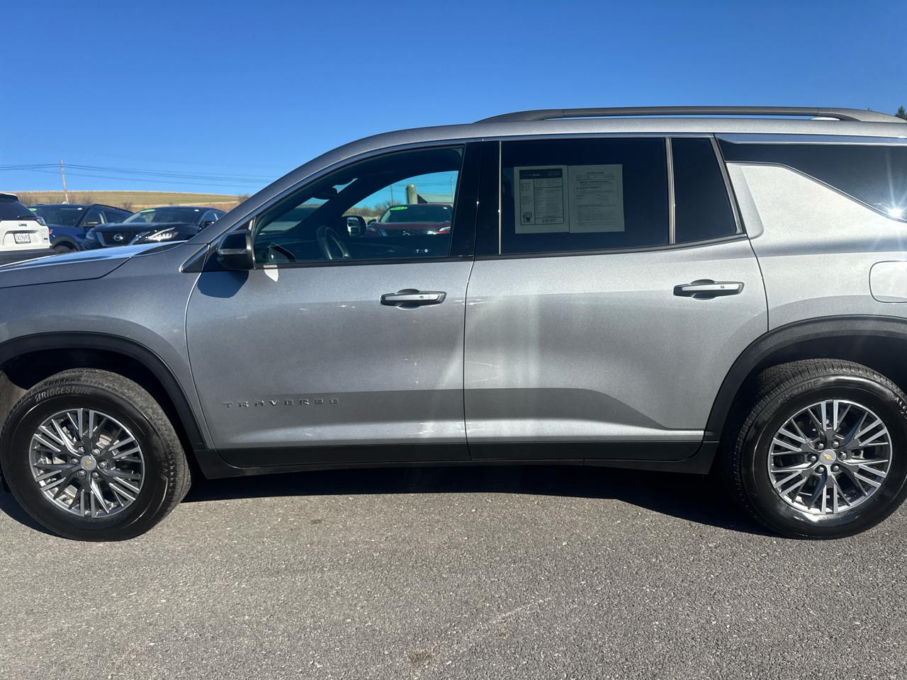 Chevrolet Traverse AWD 4dr LT w/2LT 2025