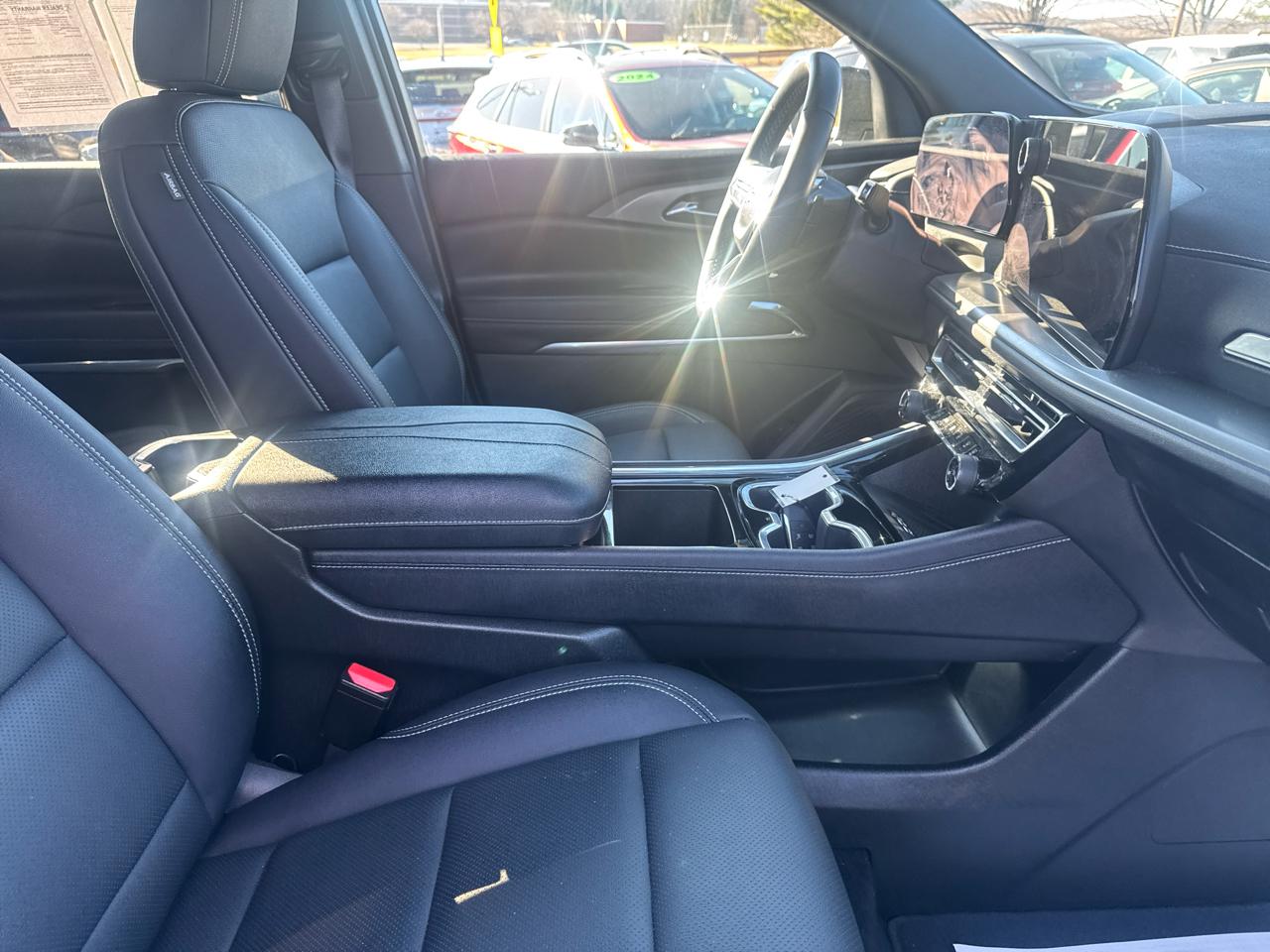 Chevrolet Traverse AWD 4dr LT w/2LT 2025