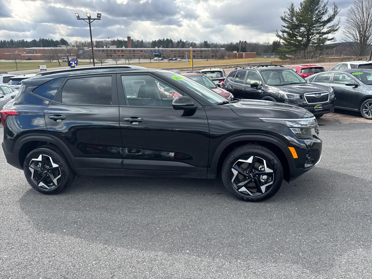 Kia Seltos S IVT AWD 2025