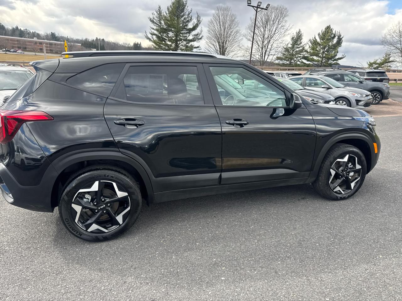 Kia Seltos S IVT AWD 2025