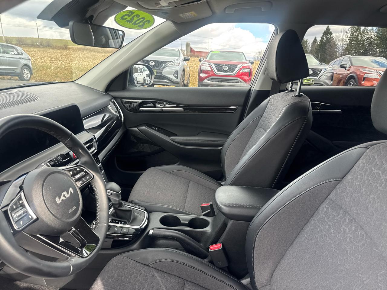 Kia Seltos S IVT AWD 2025