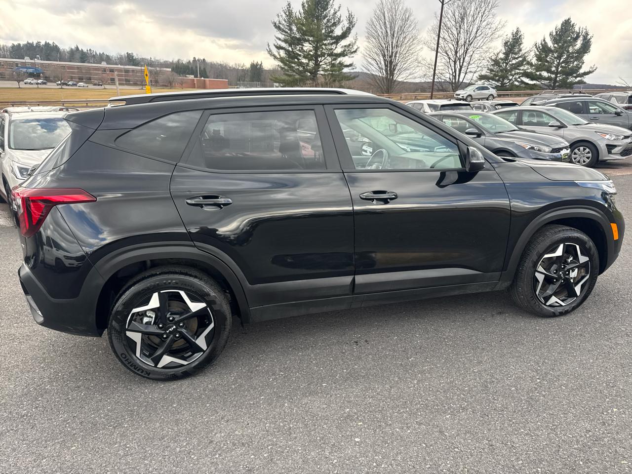 Kia Seltos S IVT AWD 2025