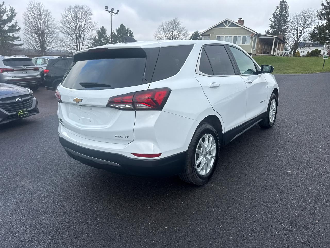 Chevrolet Equinox AWD 4dr LT w/1LT 2023