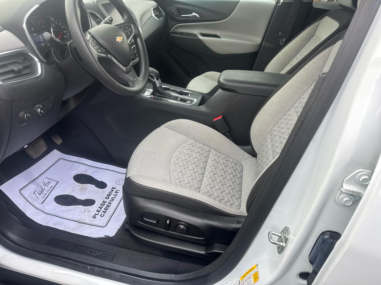 Chevrolet Equinox AWD 4dr LT w/1LT 2023