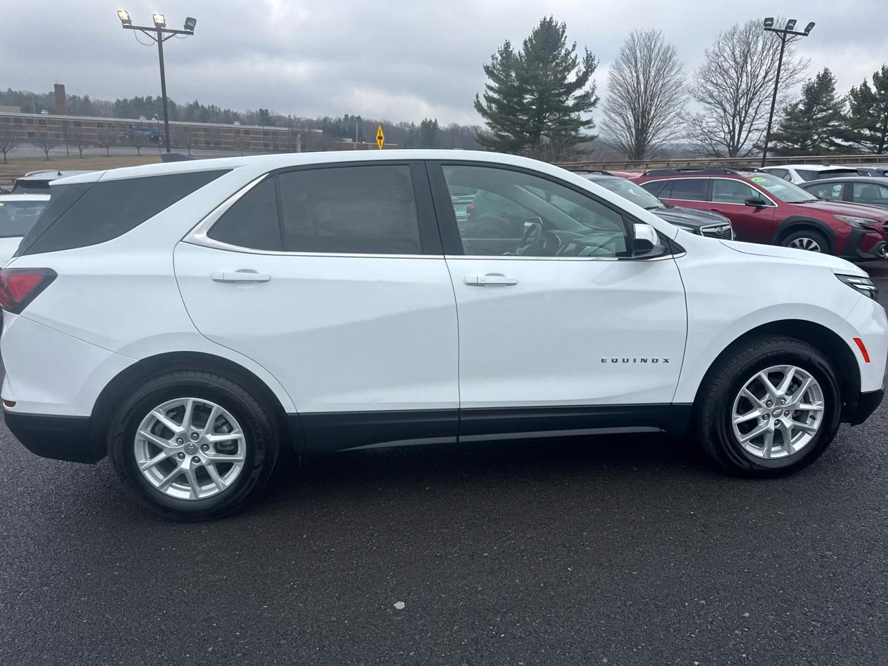 Chevrolet Equinox AWD 4dr LT w/1LT 2023