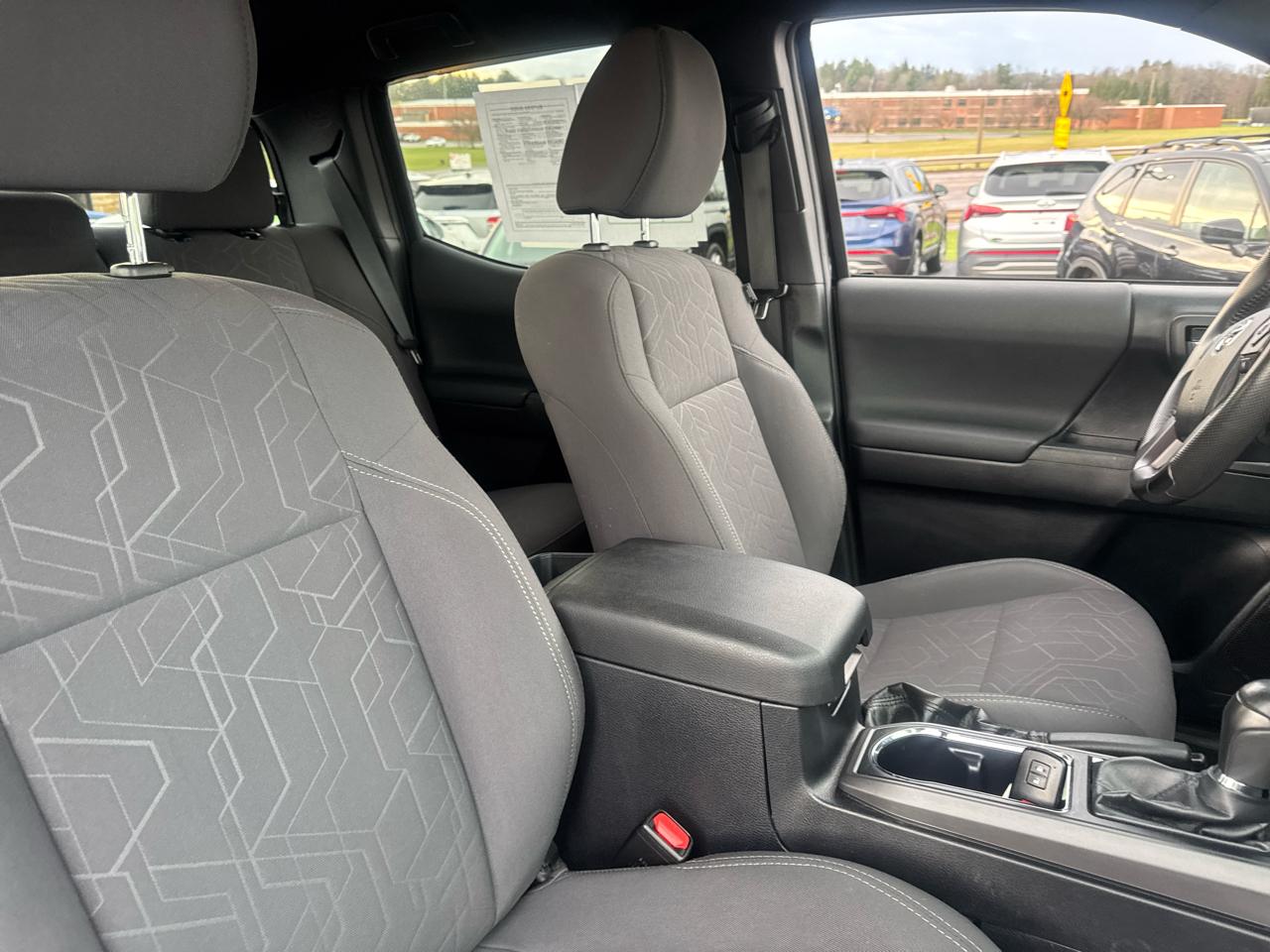 Toyota Tacoma 4WD TRD Off Road Double Cab 5' Bed V6 MT (Natl) 2019