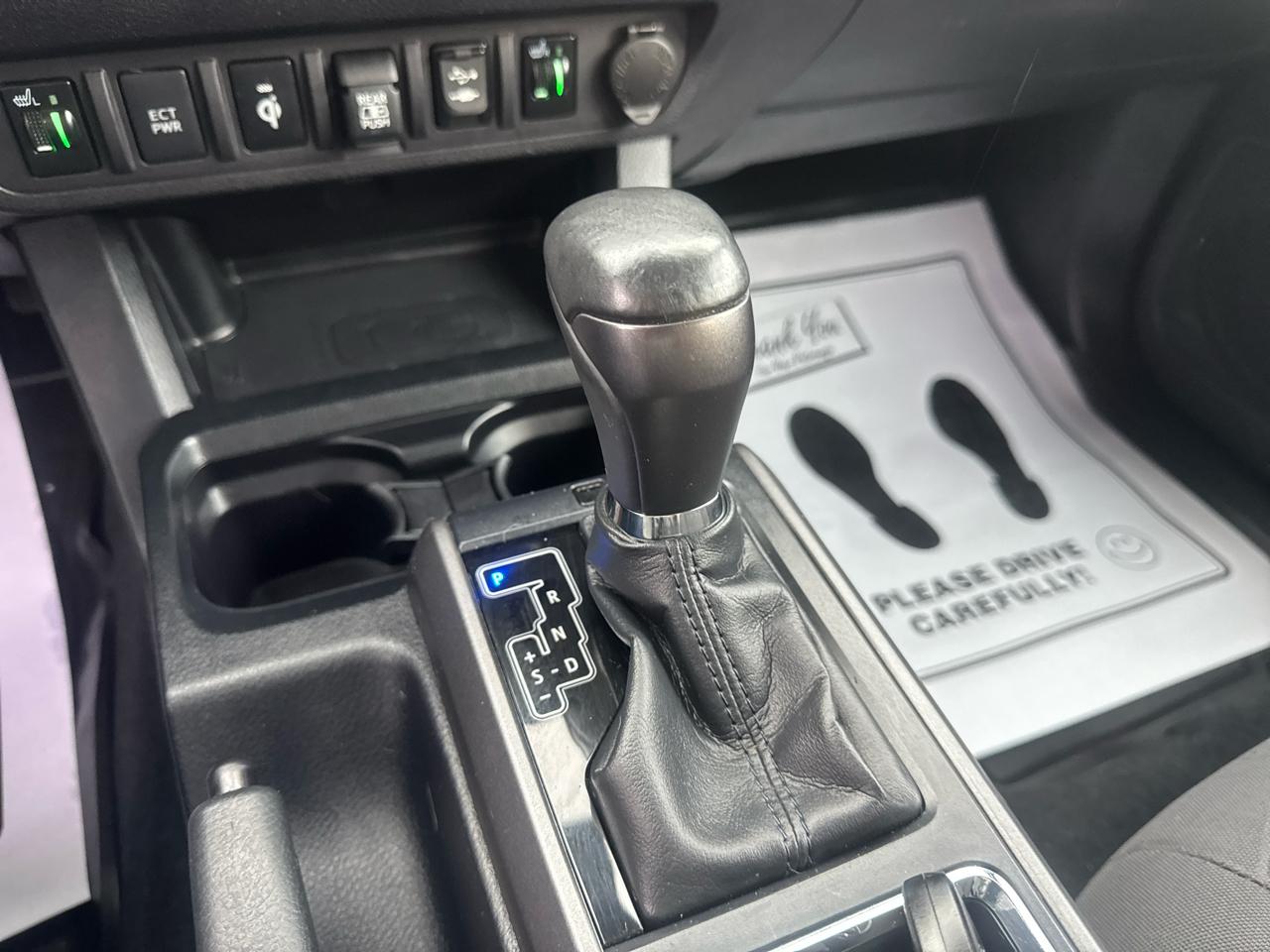 Toyota Tacoma 4WD TRD Off Road Double Cab 5' Bed V6 MT (Natl) 2019