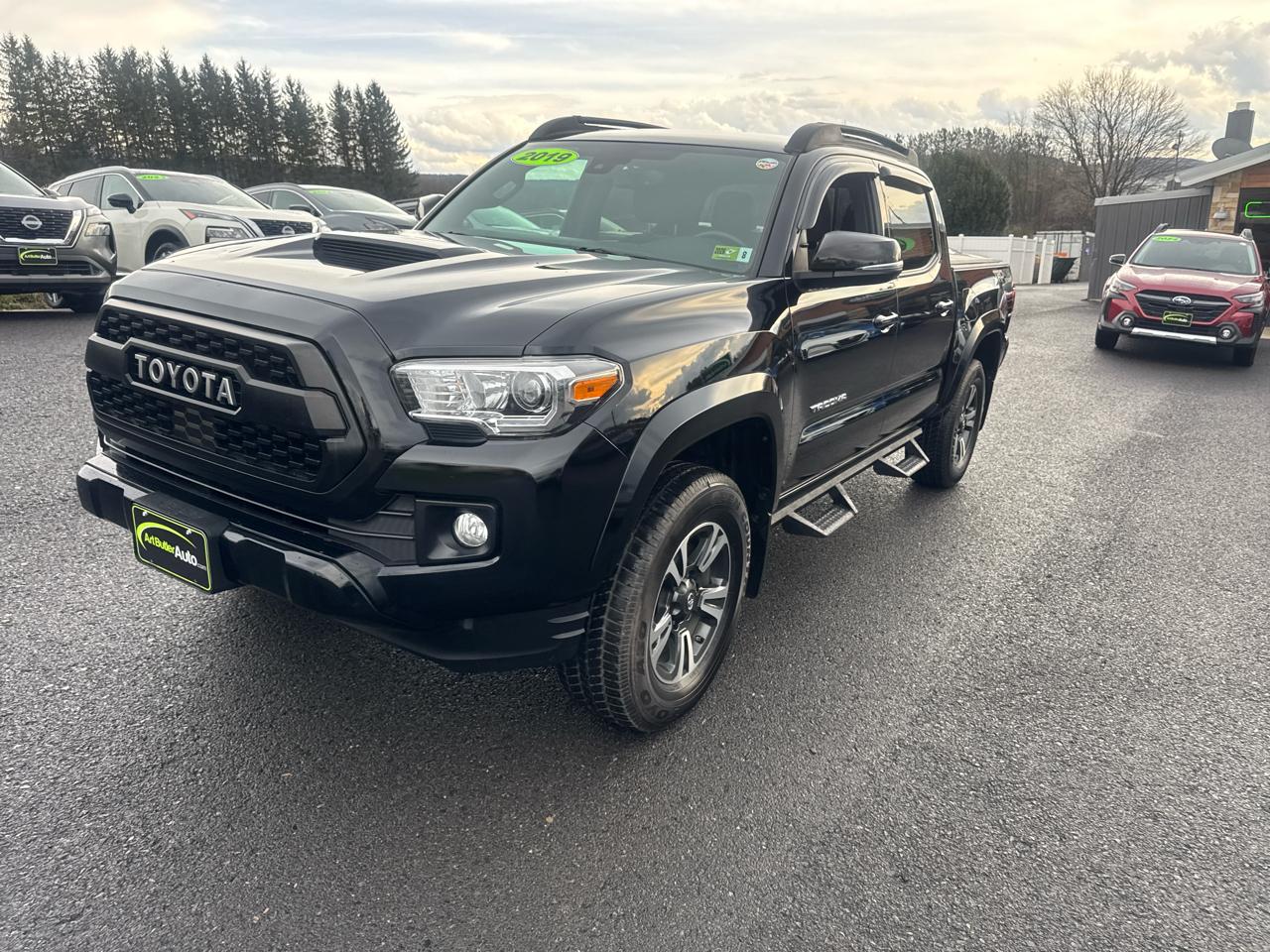 Toyota Tacoma 4WD TRD Off Road Double Cab 5' Bed V6 MT (Natl) 2019