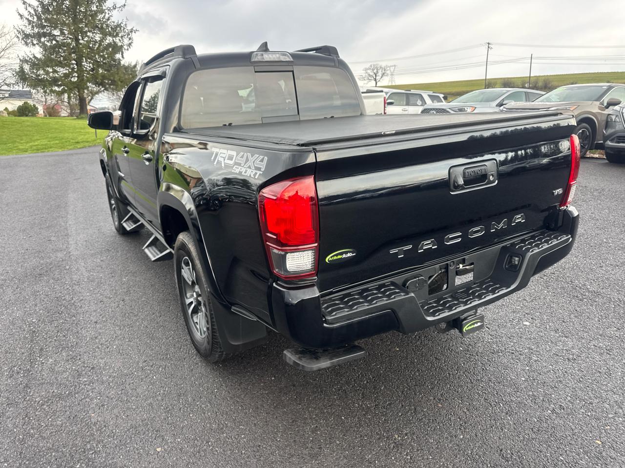 Toyota Tacoma 4WD TRD Off Road Double Cab 5' Bed V6 MT (Natl) 2019