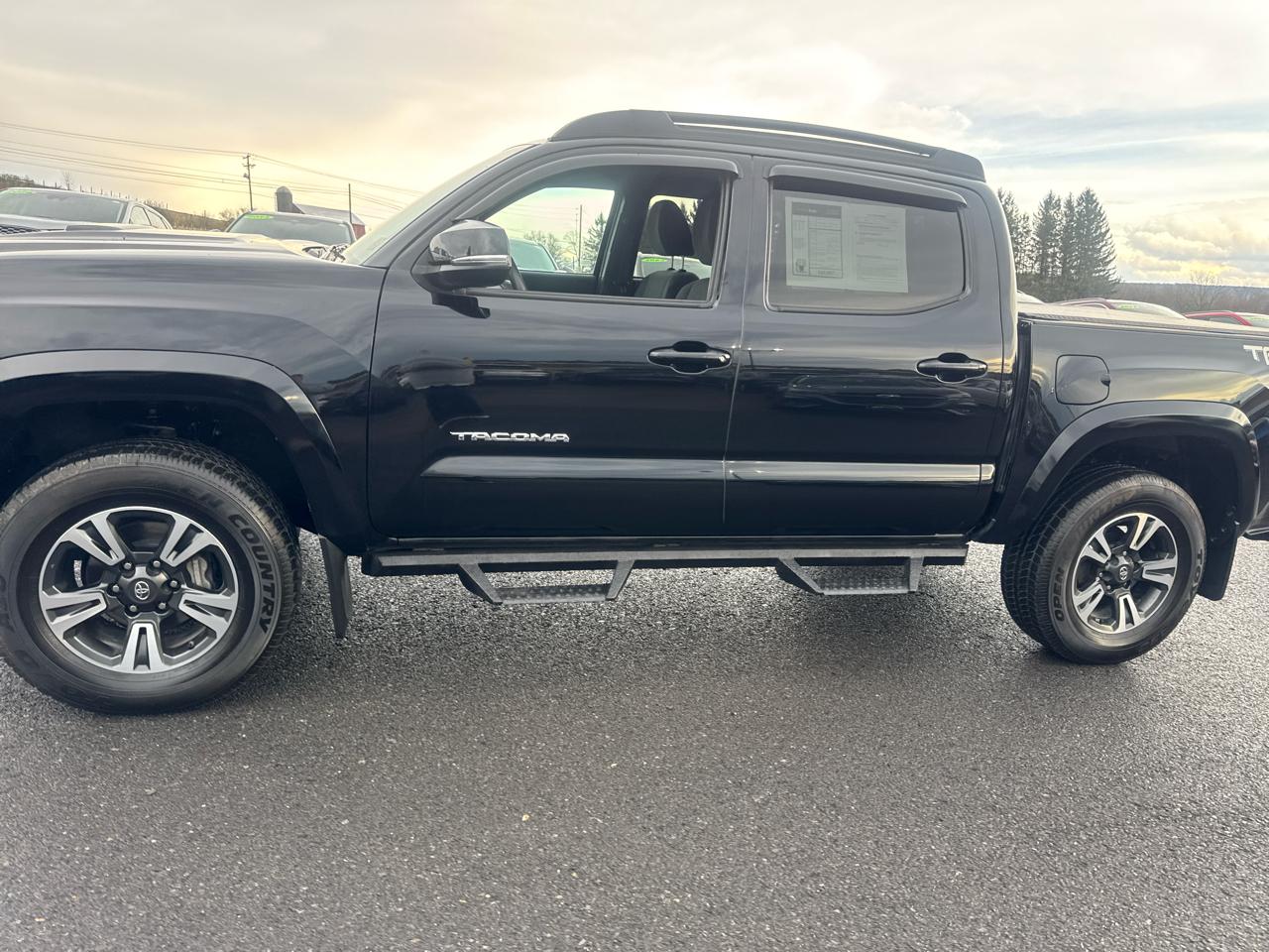 Toyota Tacoma 4WD TRD Off Road Double Cab 5' Bed V6 MT (Natl) 2019