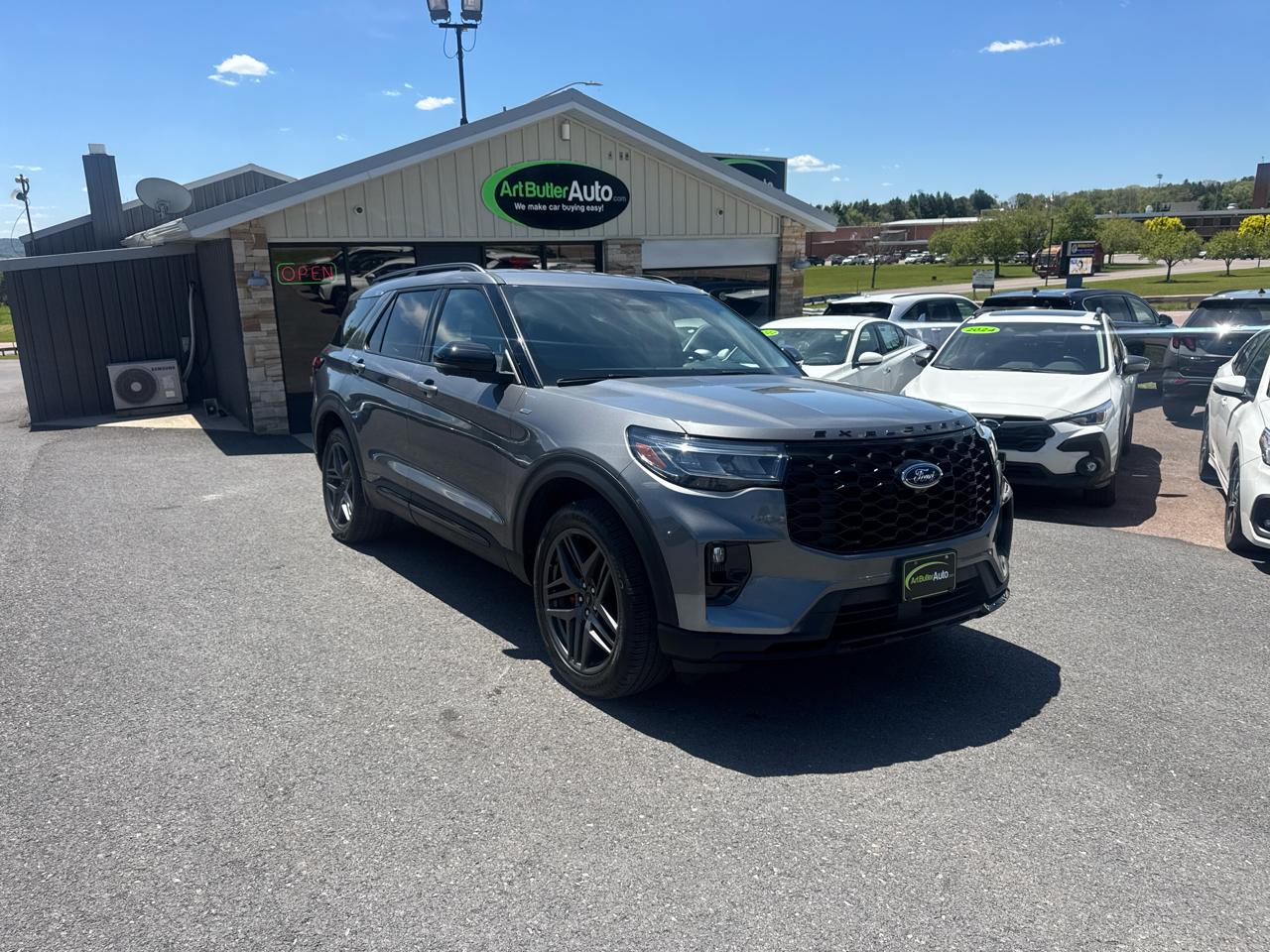 2025 Ford Explorer ST-Line 4WD