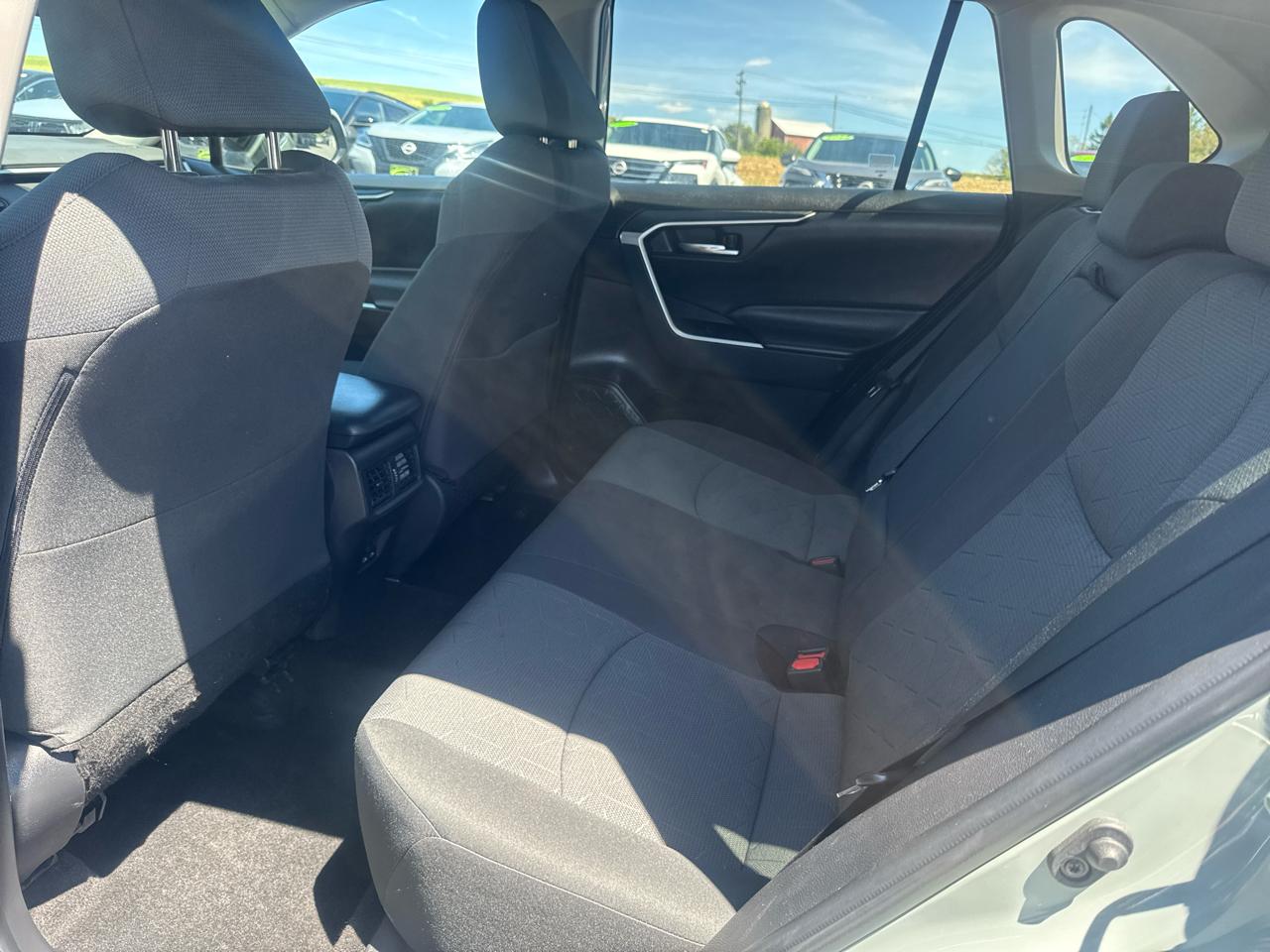 Toyota RAV4 XLE AWD (Natl) 2023