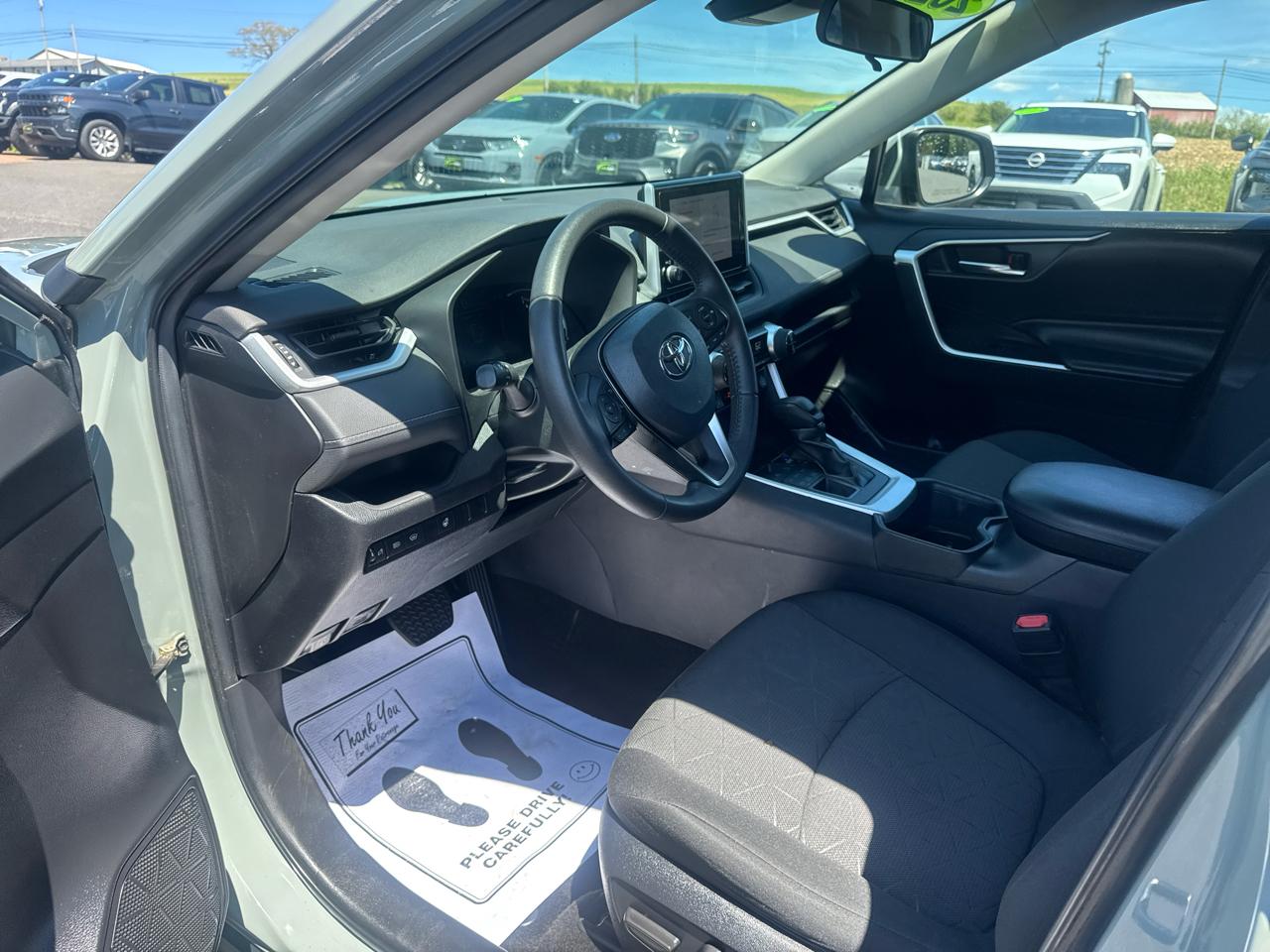 Toyota RAV4 XLE AWD (Natl) 2023