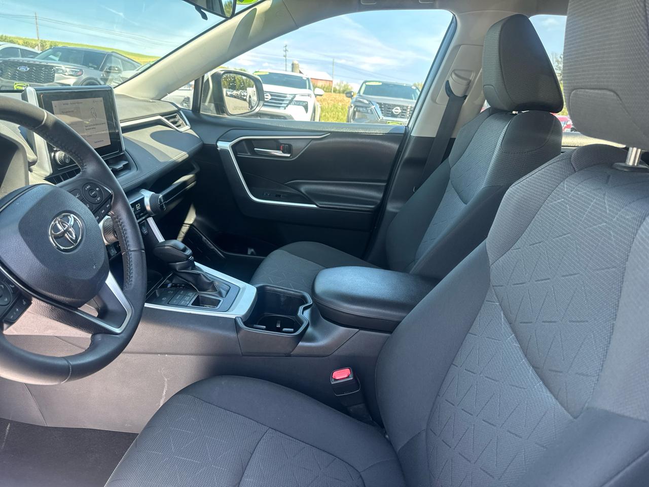 Toyota RAV4 XLE AWD (Natl) 2023