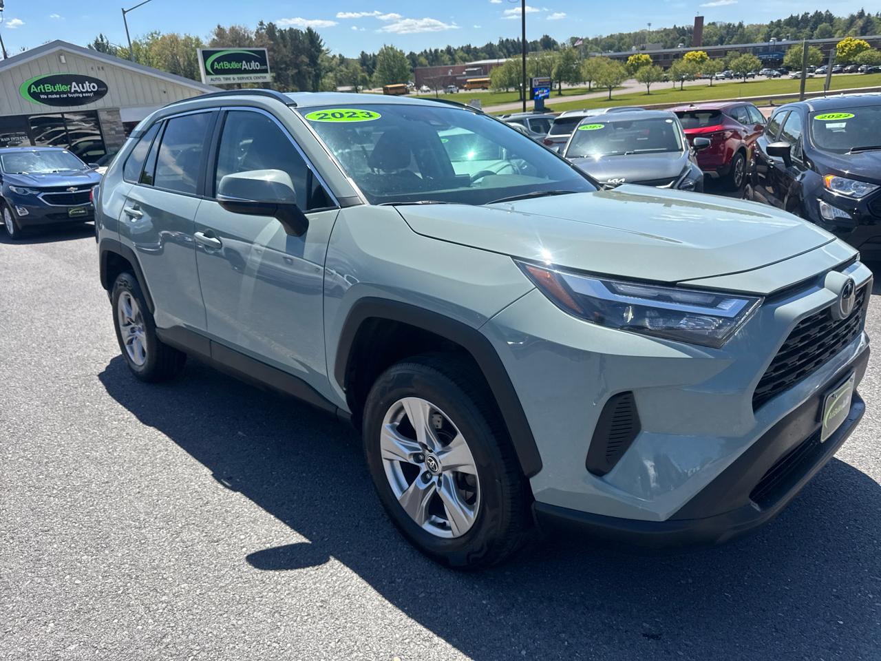 Toyota RAV4 XLE AWD (Natl) 2023